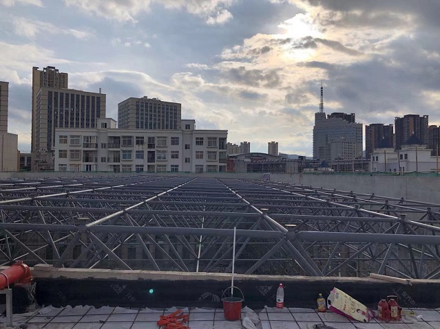 郴州云南昆明联勤保障部队65070工程-军体训练馆网架